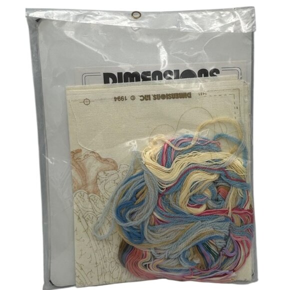 Dimensions Crewel Embroidery Kit Summers Angel 14"x16" Gold Thread Vintage 1994 - Picture 4 of 4